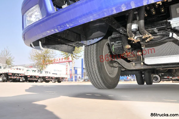 Tangjun Ouling T1 Series 110 hp 4X2(6 wheels) 3.02 m dump truck Chassis (1) | 86Trucks