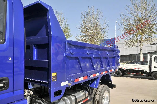 Tangjun Ouling T1 Series 110 hp 4X2(6 wheels) 3.02 m dump truck Body (1) | 86Trucks