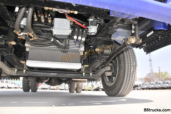 Tangjun Ouling T1 Series 110hp 4X2(6 wheels) 3.7m Dump Truck Chassis (3) | 86Trucks