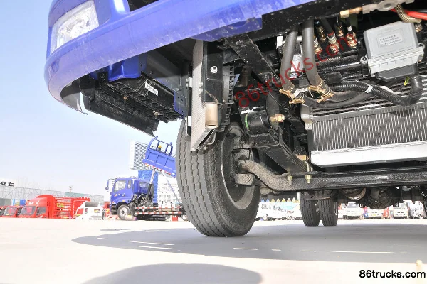 Tangjun Ouling T1 Series 110hp 4X2(6 wheels) 3.7m Dump Truck Chassis (2) | 86Trucks