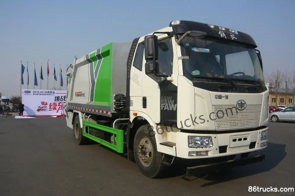 FAW Jiefang J6L 220 hp 4X2(6 wheels) Compactor Garbage Truck (Fast Gear) (Yate Heavy Industry Brand) Exterior