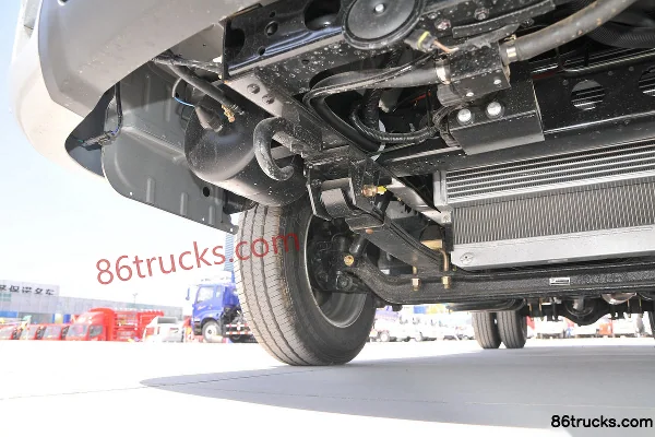 Tangjun V5 Series 115 hp 4X2(6 wheels) 3.01m Double Cab Stake Micro Truck Chassis (2) | 86Trucks