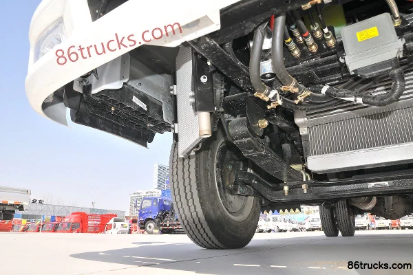 Tangjun Ouling Série T1 110 ch 4X2(6 roues) 3,85 m camion léger à ridelles avec cabine avancée Châssis (2) | 86Trucks