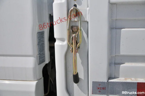 Tangjun Ouling Série T1 110 ch 4X2(6 roues) 3,85 m camion léger à ridelles avec cabine avancée Carrosserie (2) | 86Trucks