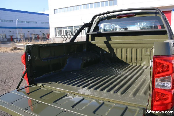 Aerospace Linghe Qihangxing 2020 Deluxe 2.5T Diesel 150hp 4WD Short Wheelbase Double Row Pickup Chassis (1) | 86Trucks