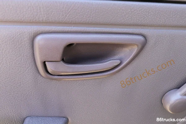 Changan Kuayue V3 2018 88hp 5-seat 1.2L Panel Van (3.995m length) Cab (2) | 86Trucks