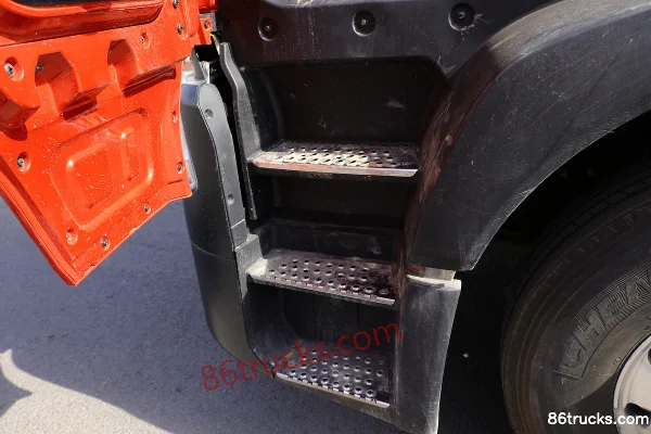 Sinotruk HOWO TX tracteur routier 440 ch 6X4(10 roues) China VI Cabine (2) | 86Trucks