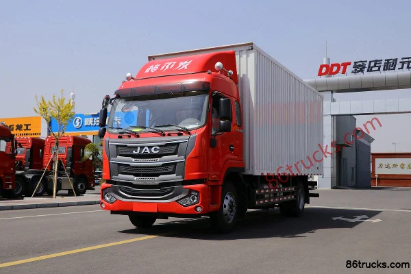 JAC Gallop A6LII Medium Truck 220hp 4X2(6 wheels) 6.8m Van Cargo Truck (China VI) Exterior (3) | 86Trucks