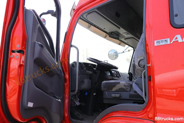 JAC Gallop A6LII Medium Truck 220hp 4X2(6 wheels) 6.8m Van Cargo Truck (China VI) Cab (1) | 86Trucks