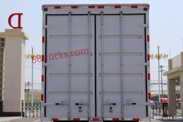 JAC Gallop A6LII Medium Truck 220hp 4X2(6 wheels) 6.8m Van Cargo Truck (China VI) Body (3) | 86Trucks