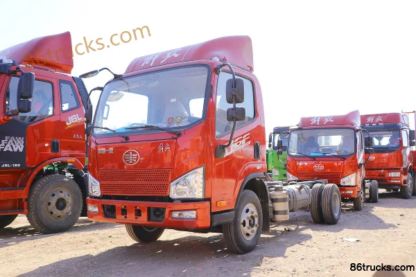 FAW Jiefang J6F 120 hp 4X2(6 wheels) 4.16m single-row van light truck Exterior (3) | 86Trucks