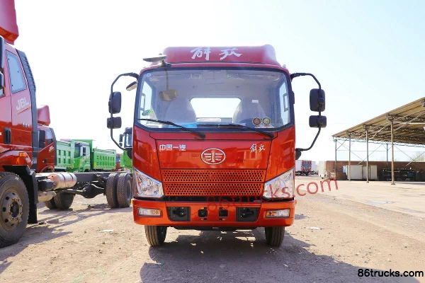 FAW Jiefang J6F 120 hp 4X2(6 wheels) 4.16m single-row van light truck Exterior (2) | 86Trucks