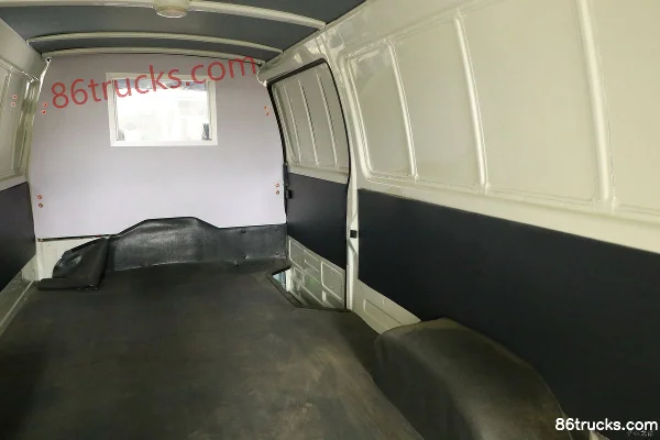 King Long Jinwei Édition 2019 110 ch 2-5 places 2,0 L essence Fourgon fermé (China V) Carrosserie (3) | 86Trucks