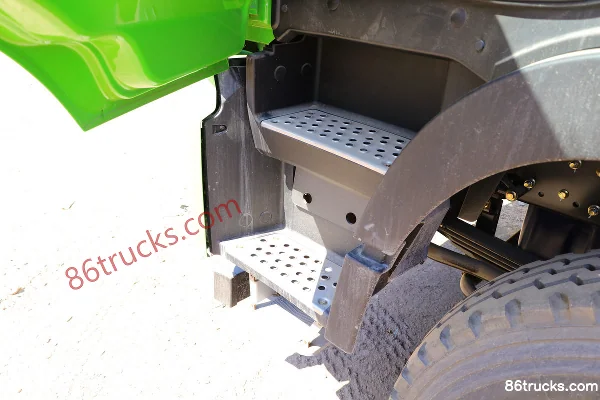 Foton Auman GTL Série 9 Poids lourd 400 ch 6X4(10 roues) Châssis de camion benne 5,6 m (China VI) Cabine (2) | 86Trucks