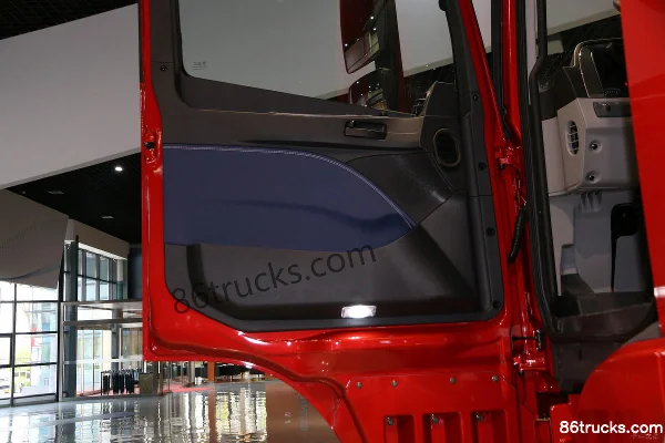 Foton Auman EST-A 6-Series Heavy Truck Crossing Edition 560hp 6X4(10 wheels) AMT Automatic Tractor Truck (China VI) Cab (3) | 86Trucks