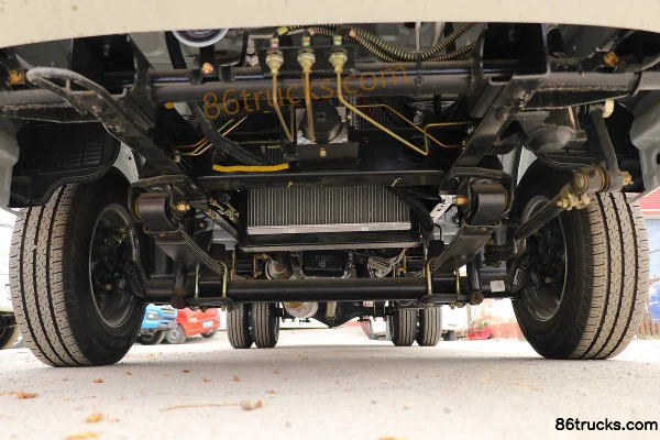 Kama Ruihang X1 1.5L 113 hp 4X2(6 wheels) Gasoline 3.6m single-row van light truck (China VI) Chassis (1) | 86Trucks