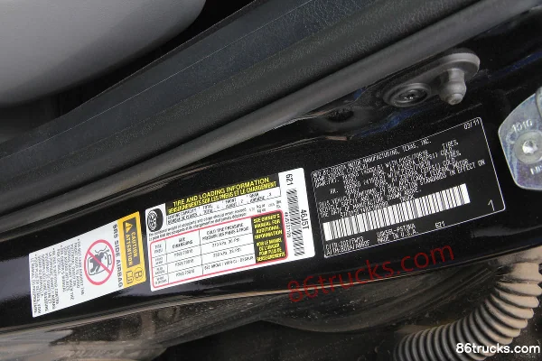 Toyota Tundra 5700 Off-Road Modified 2011 Model 4WD 5.7L Gasoline Double Cab Pickup Chassis (2) | 86Trucks