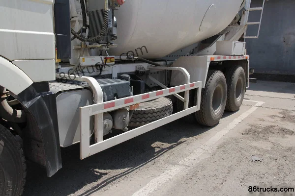 FAW Jiefang Aowei 320hp 6X4(10 wheels) Concrete Mixer Truck (Lingyu Brand) Chassis (3) | 86Trucks