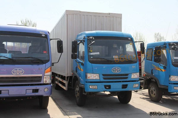 FAW Jiefang Qingdao Junwei (J5K) Medium Truck 180hp 4X2(6 wheels) 6.6m Van Cargo Truck Exterior (2) | 86Trucks