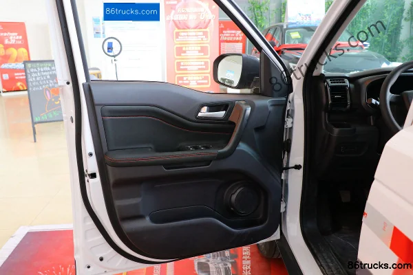 Changan Light Vehicle Oushang X70A 107 hp 1.5L gasoline 2-seat panel van (China VI) Cab (1) | 86Trucks