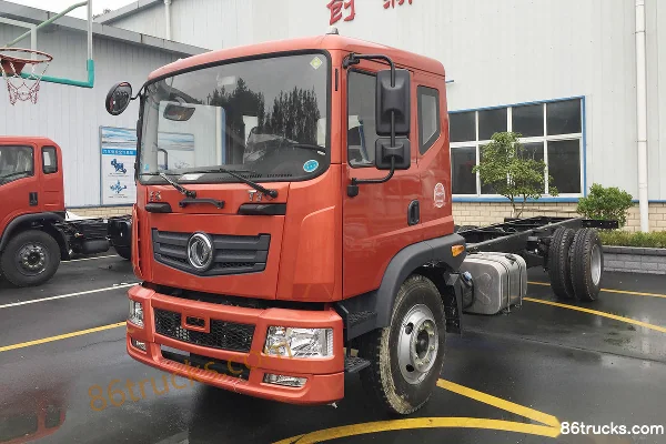 Dongfeng T3 160 hp 4X2(6 wheels) Water Sprinkler Truck (Chusheng Brand) Exterior