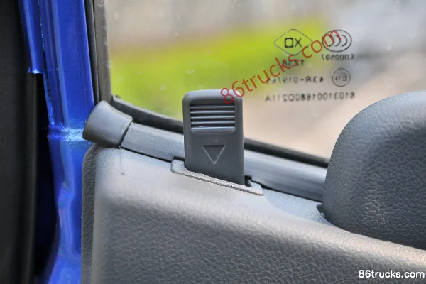 Kama GK8 Fuyunlai 130 hp 4X2(6 wheels) 3.95m Dump Truck Cab (2) | 86Trucks