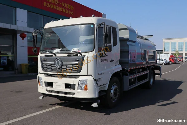 Dongfeng Commercial Vehicle Tianjin VR 210 ch 4X2(6 roues) camion de nettoyage (marque Yate) Extérieur (3) | 86Trucks