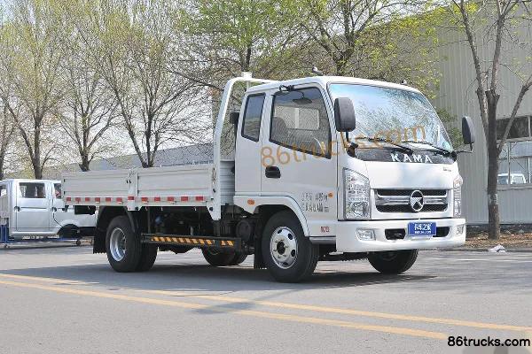 Kama K8 Fuyunlai 116hp 4X2(6 wheels) 3.83m half-row flatbed light truck Exterior
