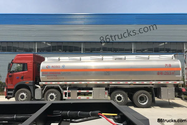 FAW Jiefang Qingdao HanV 260 ch 8X2(10 roues) camion citerne à carburant (marque Chengliwei) Extérieur (3) | 86Trucks