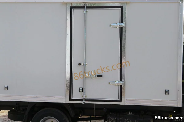 Foton Times Small Card Star Q2 1.5L 116hp 4X2(6 wheels) Gasoline 3.3m Single Row Panel Micro Truck (China VI) Body (2) | 86Trucks