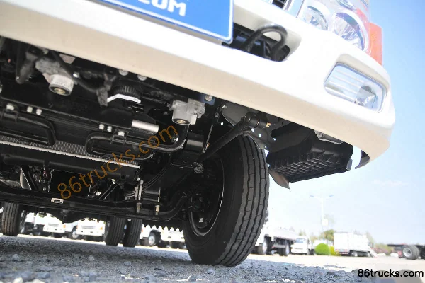 JAC Junling E3 120 hp 4X2(6 wheels) 3.7m Single Row Flatbed Light Truck Chassis (3) | 86Trucks