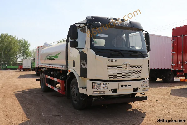 FAW Jiefang J6L 220hp 4X2(6 wheels) Water Sprinkler Truck (Great Wall Brand) Exterior