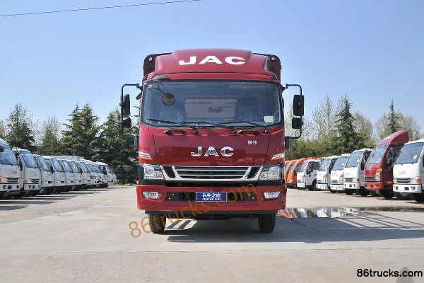 JAC Junling V8 170hp 4X2(6 wheels) 3.85m half-row cage van light truck Exterior (2) | 86Trucks