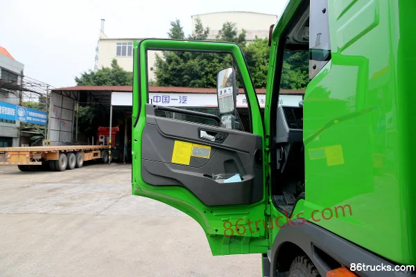FAW Jiefang Qingdao Long V 220hp 6X2(8 wheels) 5.2m dump truck Cab (1) | 86Trucks