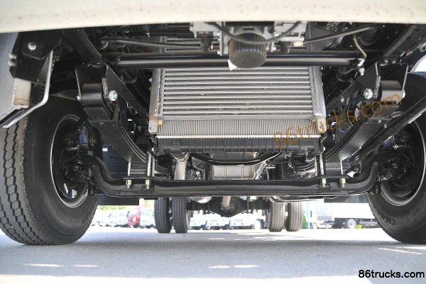 JAC Junling V6 150 hp 4X2(6 wheels) 4.18m single-row flatbed light truck (China VI) Chassis (1) | 86Trucks