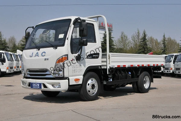 JAC Kangling J3 Luxe 95 ch 4X2(6 roues) camion léger à plateaux 3,7 m cabine simple (China VI) Extérieur (3) | 86Trucks