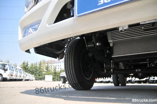 JAC Kangling J3 Luxe 95 ch 4X2(6 roues) camion léger à plateaux 3,7 m cabine simple (China VI) Châssis (2) | 86Trucks