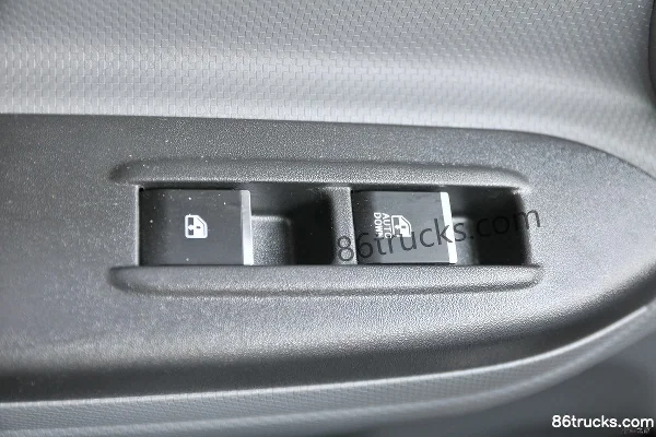 JAC Shuailing K280 88hp 4X2(6 wheels) 3.6m Single Row Van Light Truck Cab (3) | 86Trucks