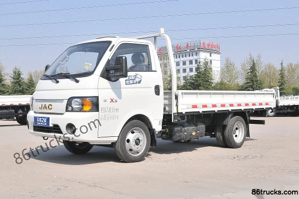 JAC Kaida X5 1.6L 120hp 4X2(6 wheels) Gasoline 3.5m Single Row Flatbed Light Truck (China VI) Exterior (3) | 86Trucks