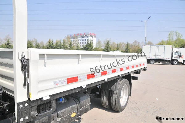 JAC Kaida X5 1.6L 120hp 4X2(6 wheels) Gasoline 3.5m Single Row Flatbed Light Truck (China VI) Body (1) | 86Trucks