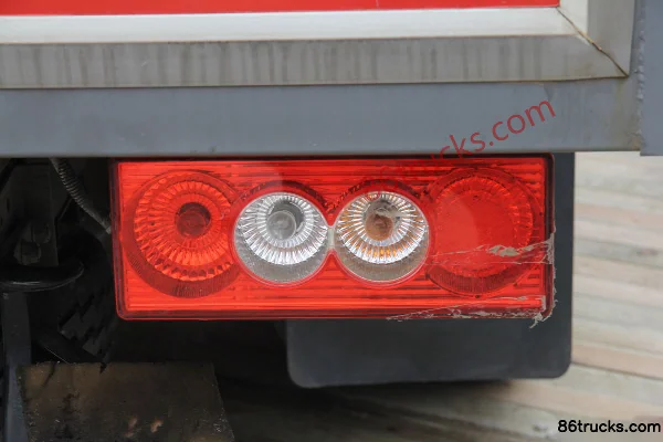 Foton Aumark 1 Series 131 hp 4X2(6 wheels) 4.165m single-row van light truck (Fast Gear 5-speed) Chassis (3) | 86Trucks