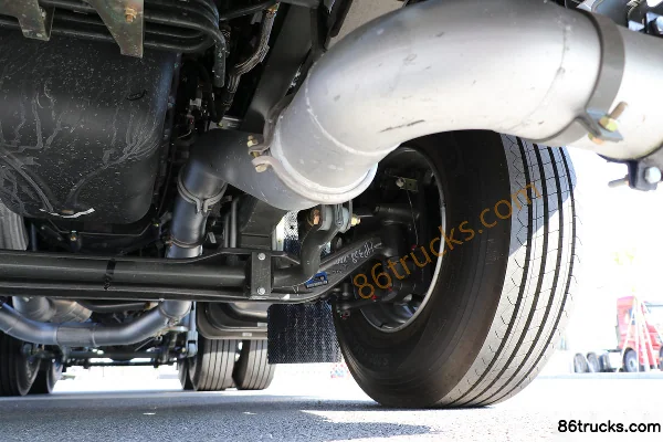 Sinotruk Sitrak C7H Heavy Truck 440 hp 6X4(10 wheels) Dangerous Goods Tractor Truck (China VI) Chassis (3) | 86Trucks