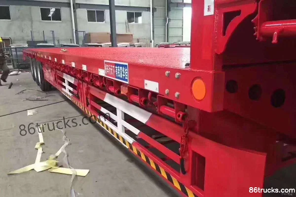 Fuhua 17.5m low flatbed semi-trailer Exterior