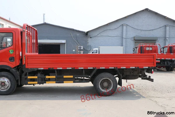 Dongfeng Kaipute K6-N 163 hp 4X2(6 wheels) 4.13m single-row flatbed light truck (Beijing VI) Body (1) | 86Trucks