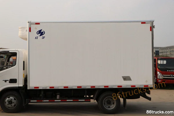 Foton Aumark S3-Series 131hp 4X2(6 wheels) 4.04m refrigerated truck (Hongyu Brand) Body (2) | 86Trucks