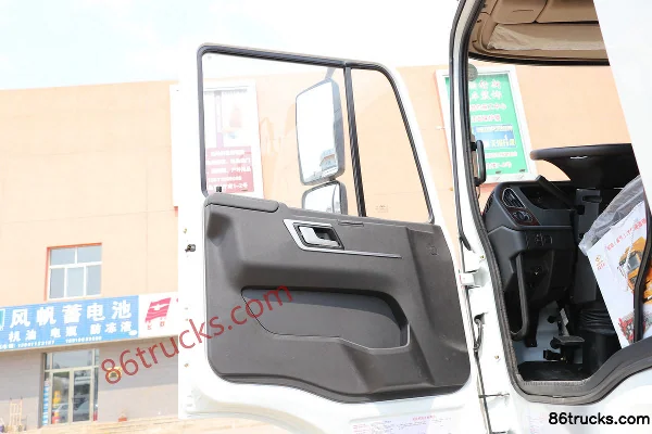 Hualing Star 400hp 8X4(12 wheels) Truck Mounted Crane Cab (1) | 86Trucks