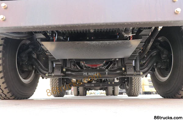 Hualing Star 400hp 8X4(12 wheels) Truck Mounted Crane Chassis (1) | 86Trucks