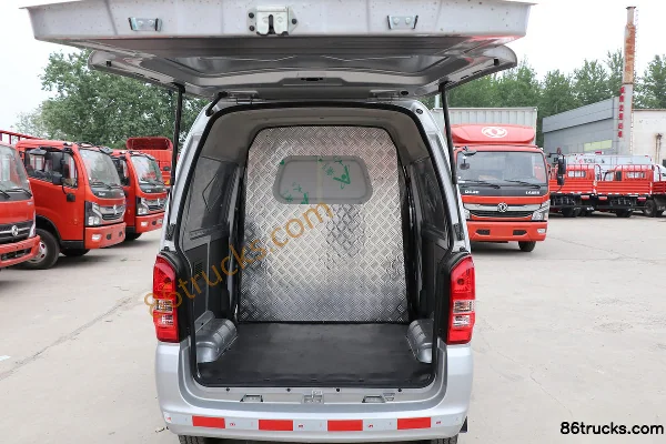 Dongfeng K05S version pratique 88 ch 5 places fourgon 1,2 L Caisse (1) | 86Trucks