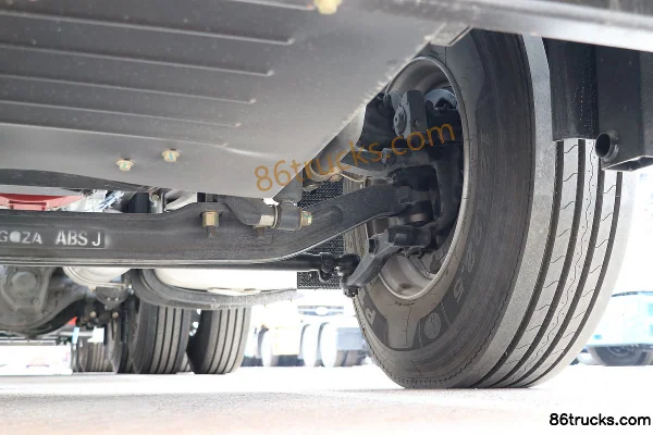 Hualing Hanma H7 poids lourd 430 ch 6X4(10 roues) tracteur routier (China VI) Châssis (3) | 86Trucks