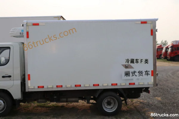 Foton Xiangling 112hp 4X2(6 wheels) 3.08m refrigerated truck Body (2) | 86Trucks